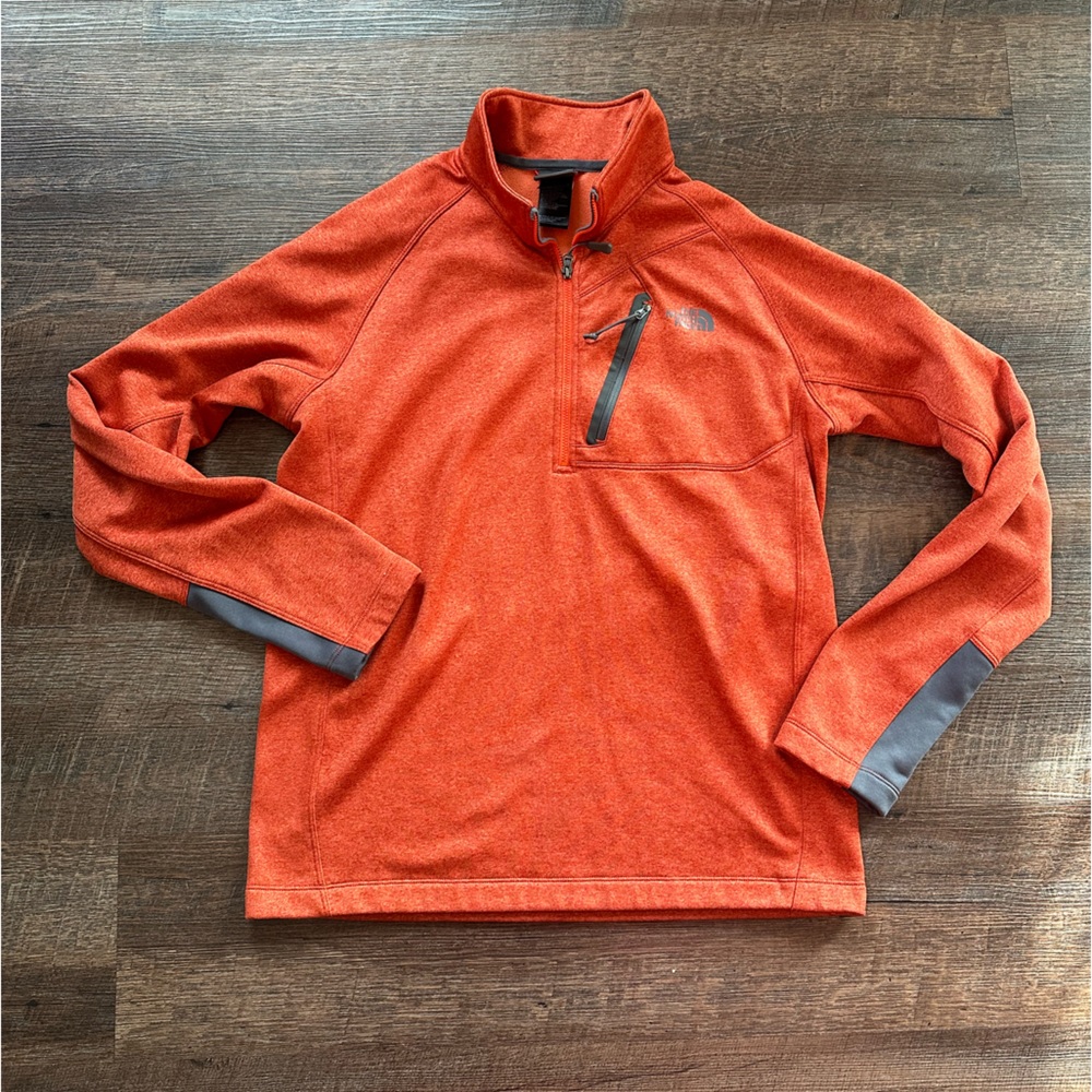 North Face Mens Med half zip orange sweatshirt